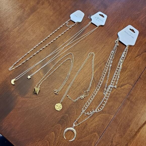 LOT OF‎ 5 necklaces - Picture 1 of 5
